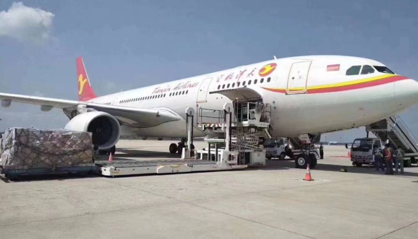 大兴航空快递急件到乌鲁木齐跨越千里的紧急速递